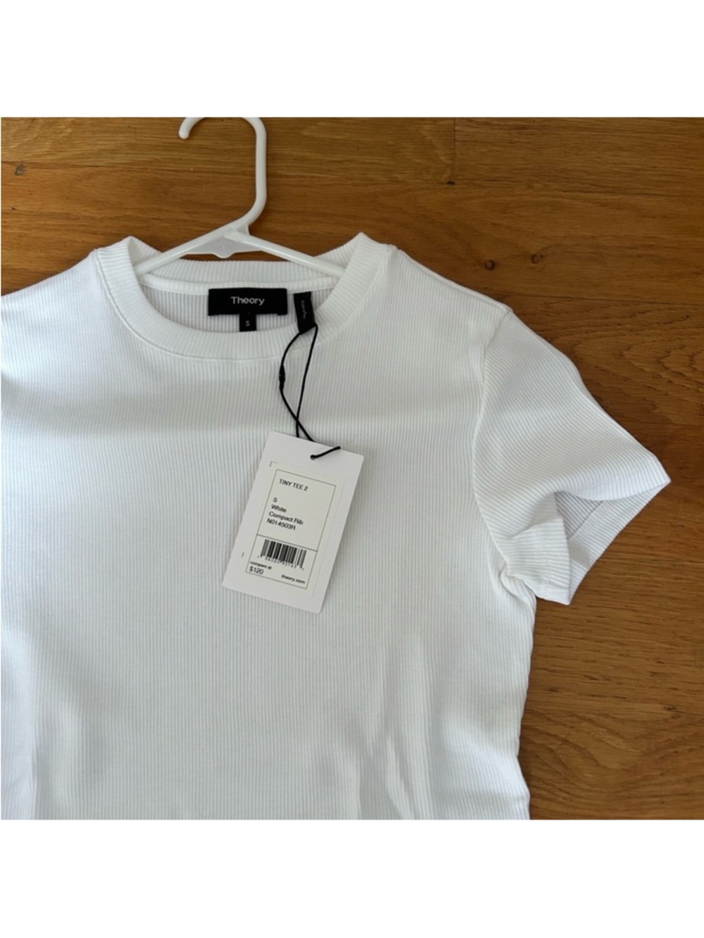 🎉 SALE 🎉 NWT Theory White Ribbed Short-Sleeve Top PRICE IS FIRM